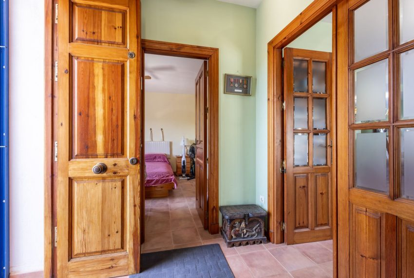 R5459248-House-For-Sale-Coin-Detached-Villa-4-Beds-365-Built-17