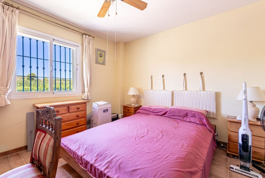 R5459248-House-For-Sale-Coin-Detached-Villa-4-Beds-365-Built-18