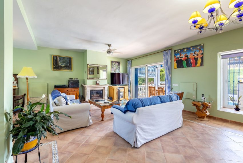R5459248-House-For-Sale-Coin-Detached-Villa-4-Beds-365-Built-7