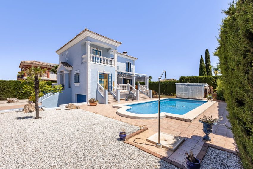 R5459248-House-For-Sale-Coin-Detached-Villa-4-Beds-365-Built