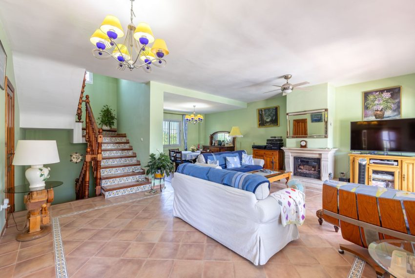 R5459248-House-For-Sale-Coin-Detached-Villa-4-Beds-365-Built-9