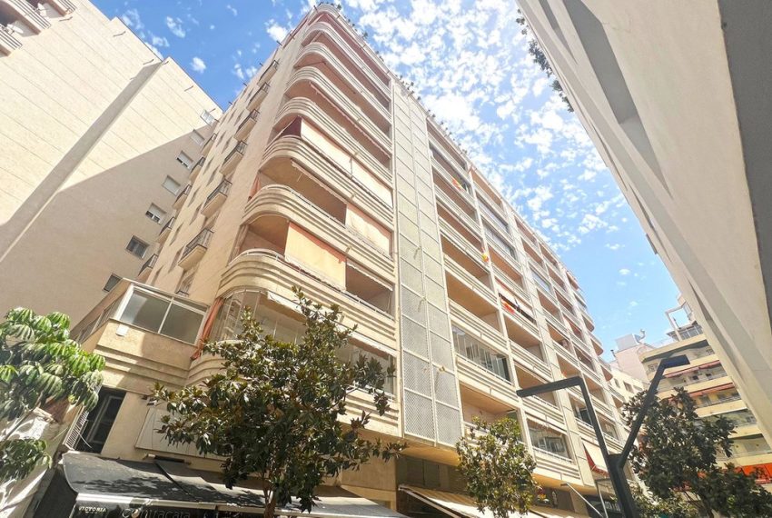 R5459302-Apartment-For-Sale-Marbella-Middle-Floor-Apartment-3-Beds-134-Built
