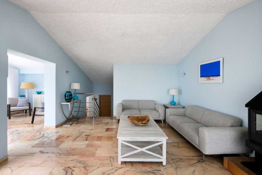 R5459329-House-For-Sale-Estepona-Detached-Villa-3-Beds-200-Built-12