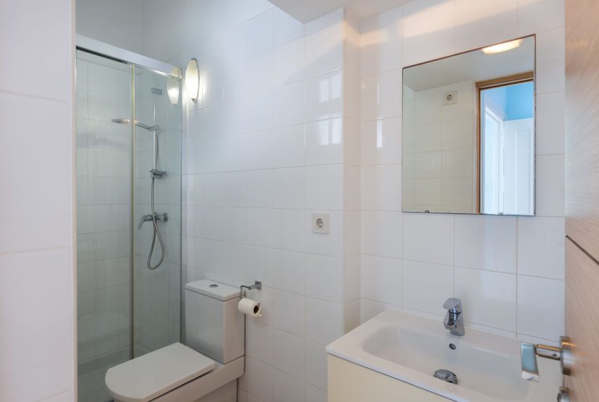 R5459329-House-For-Sale-Estepona-Detached-Villa-3-Beds-200-Built-14