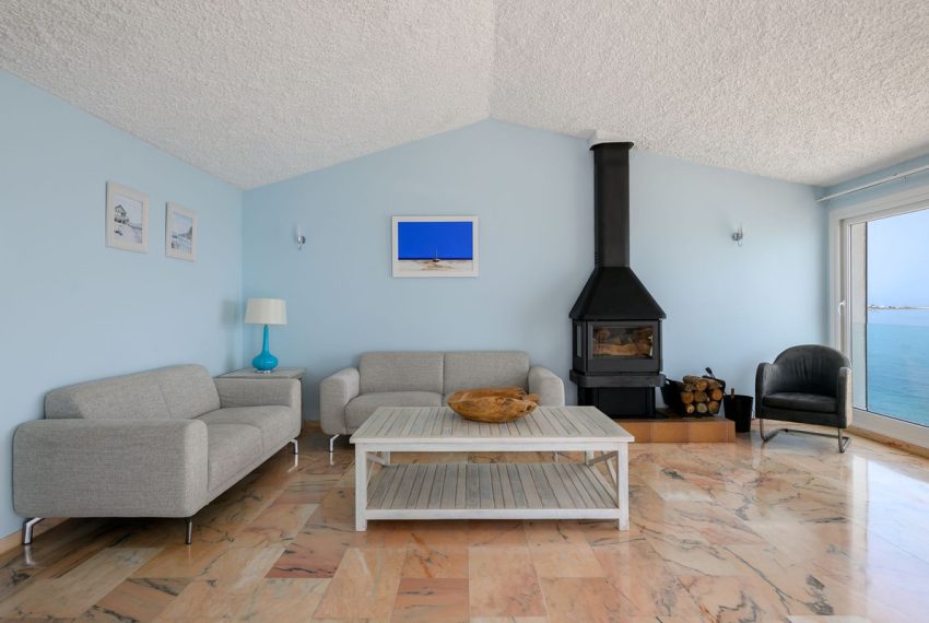 R5459329-House-For-Sale-Estepona-Detached-Villa-3-Beds-200-Built-5