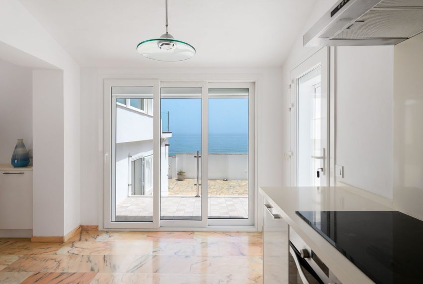 R5459329-House-For-Sale-Estepona-Detached-Villa-3-Beds-200-Built-7