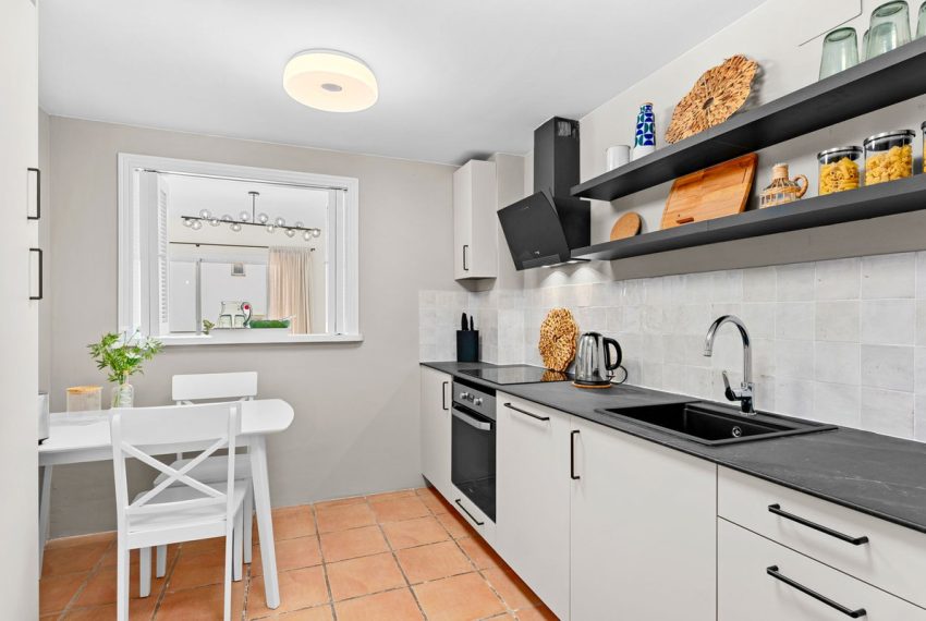 R5459389-Apartment-For-Sale-El-Presidente-Middle-Floor-Apartment-3-Beds-95-Built-3