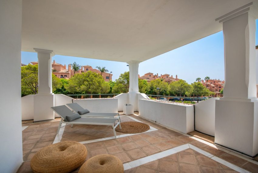 R5459389-Apartment-For-Sale-El-Presidente-Middle-Floor-Apartment-3-Beds-95-Built-5